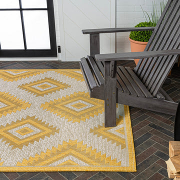 Lior Geometric Moroccan Diamond Area Rug
